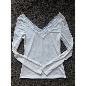 H&M White Off The Shoulder Top